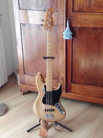 basso elettrico fender jazz 1975