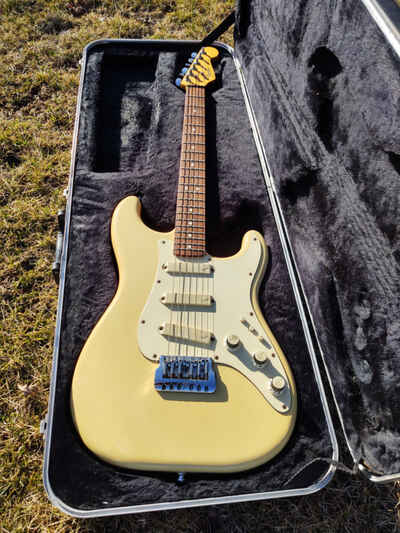 Fender Stratocaster elite 1983 Hardtail