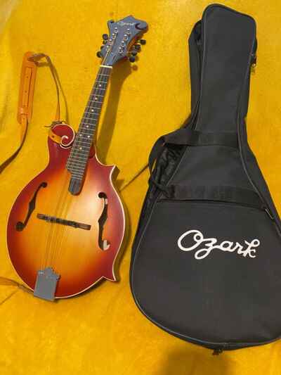 Ozark F style Mandolin with semi-gloss Cherry Sunburst  & gigbag & leather Strap