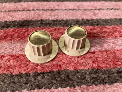 Vintage Harmony Guitar Knobs White Gold Caps Silvertone Kay