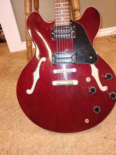 Vintage Hondo Revival H935CH  Hollow Guitar. Gibson Copy