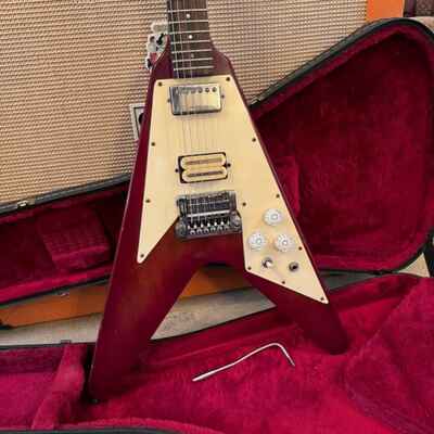 Vintage 1981 Gibson USA Flying V Cherry Sunburst Guitar w /  OHSC & Kahler Bridge