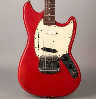 Fender Mustang - 1965 - Dakota Red w / OHSC