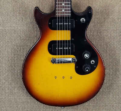 1962 Gibson Melody Maker - Great Player - Smoking P-90s !