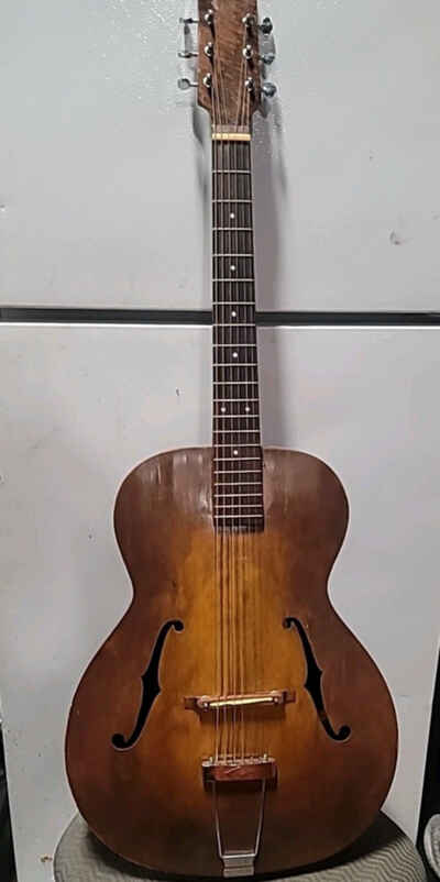 Silvertone 1930s Vintage Archtop Acoustic Guitar