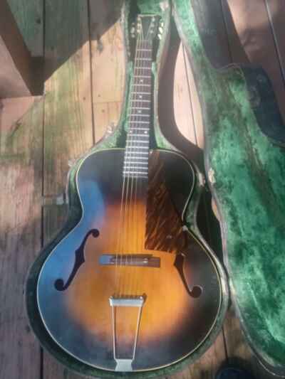 RARE 1935 KG31 KALAMAZOO ARCHTOP GUITAR