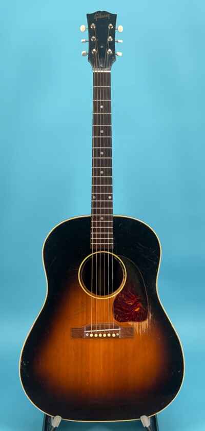 1951 Gibson j45