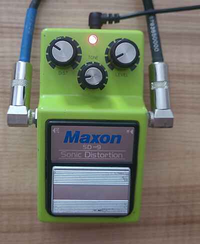 MAXON SD-9 SONIC DISTORTION EFFECTS PEDAL NEAR MINT CONDITION!