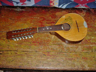 VINTAGE BANDURRIA BY ANGEL B LUMANOG C 1900 MANDOLIN FAMILY