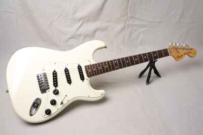 1983 Squier Stratocaster CST-45 Olympic White JV Serial - vintage - mit Koffer