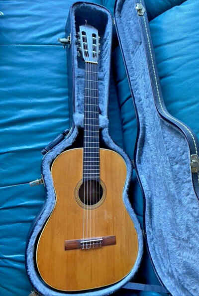 Vintage Nylon String Guitar Handmade Spanish Guitar w / Case