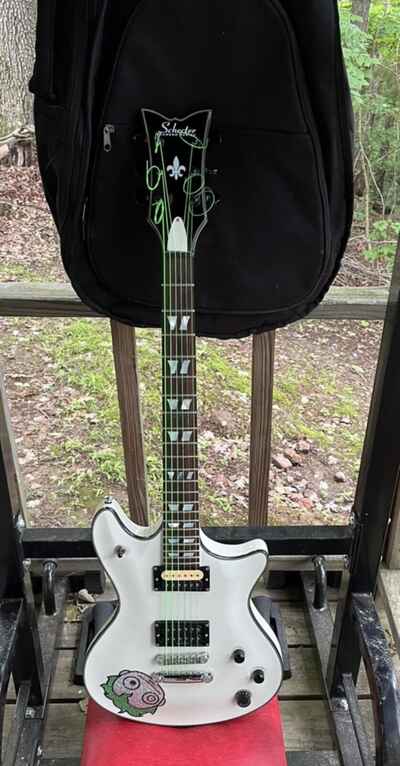 Schecter Diamond Series Custom Tempest Vintage White Guitar - Upgrades And Case