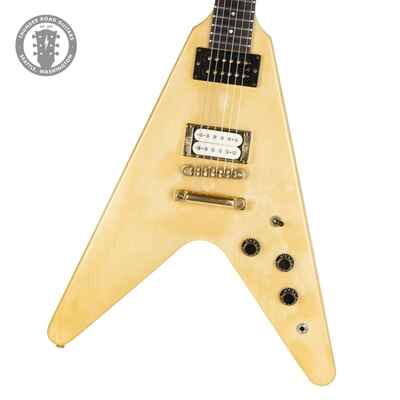 1983 Gibson 'American-made. World-played' Catalog, Page 24