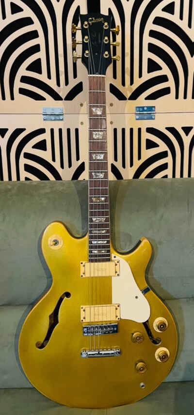 Gibson Les Paul Signature Guitar 1974 Hollowbody Goldtop