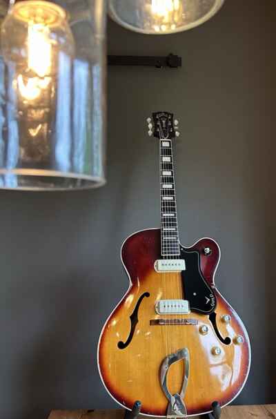 Vintage Guild X-175 1961 Archtop, Cherry Sunburst