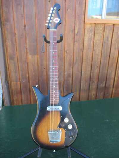 Vintage 1960s Electric TEISCO DEL RAY Guitar Model E-112 Sunburst