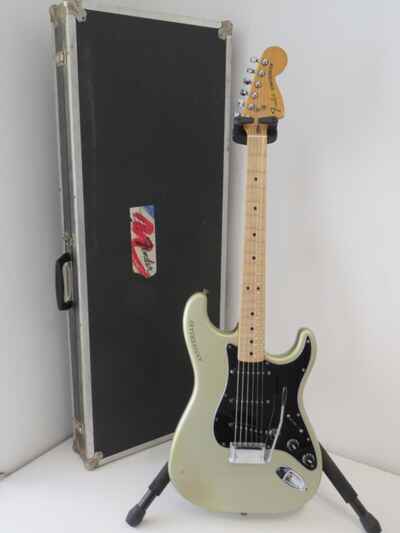 1979 Fender 25th Anniversary Stratocaster in Antique Silver - 4 79kg Strat