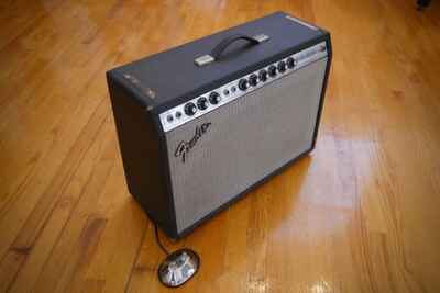 Fender Deluxe Reverb 1976 Silverface Guitar Amplifier Amp Vintage