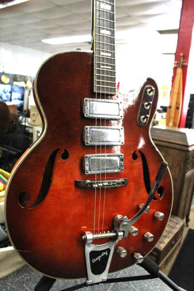 1966 Silvertone model 11454 Modded(See Photos) This is how obtained it. L@@K!!!!