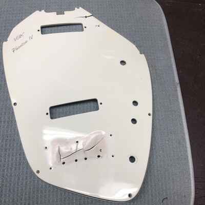 Vox Phantom Bass Pick Guard Warped Damaged Broken Vintage appx 1966