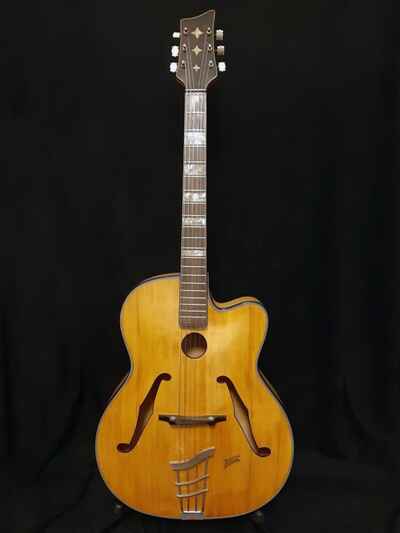 Klira Troubadour 890 1950