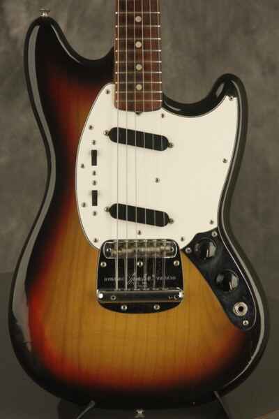 1975 Fender MUSTANG Sunburst