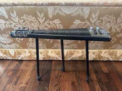 Rogue Lap Steel w / Stands - Pearlescent Black - GOOD