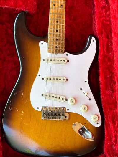 Original 1957 Fender Stratocaster   Clean Tweed Case