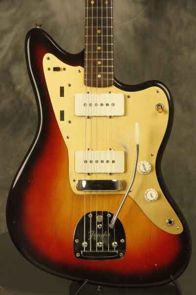 1959 Fender Jazzmaster Sunburst w / original strap, arm, tweed case + HANG TAGS!!!
