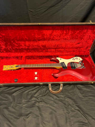 1966 Vintage Mosrite The Ventures Guitar-Mosley Vibrato-Candy Apple Red W / OHSC