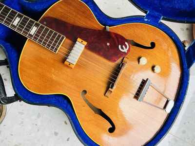 1950 Epiphone Regent Arch-top Electric Guitar w /  Original Case Vintage