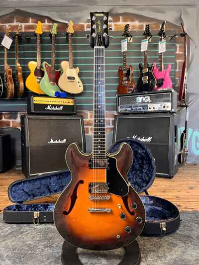 Yamaha Super Axe SA-900 Sunburst 1983 Vintage Semi-Hollow Electric Guitar