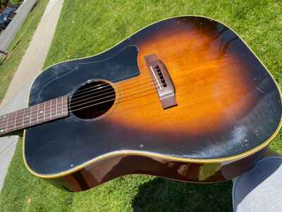 1980 Gibson J-45 Vintage Sunburst  Acoustic Guitar  -  w /  VIDEO
