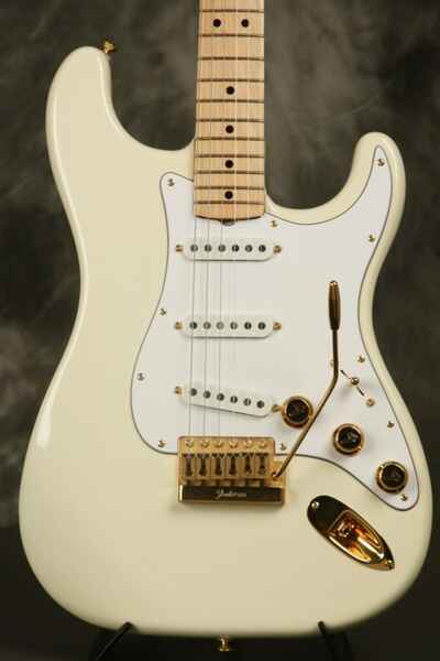 1982 Fender THE STRAT Stratocaster OLYMPIC WHITE w / matching headstock GOLD hdwr