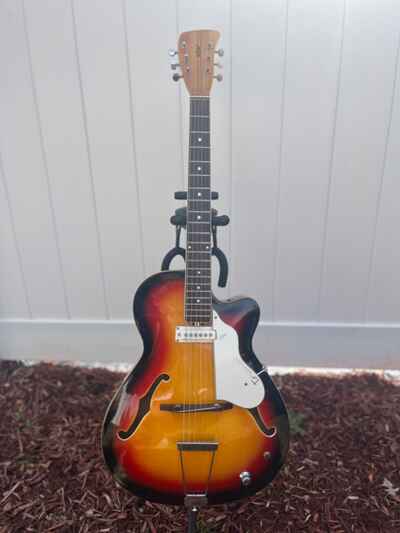 1967 Vox Tornado Sunburst Semi-Hollow Body with Hardshell Case