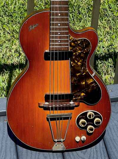 1957 Hofner model 127 Club 50 a killer John Lennon "Beatle" guitar very clean !