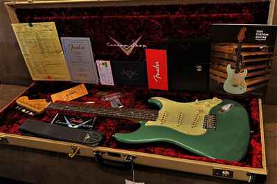 In Store ?? 1963 Fender Stratocaster Journeyman Relic, Faded Aged Sherwood Green