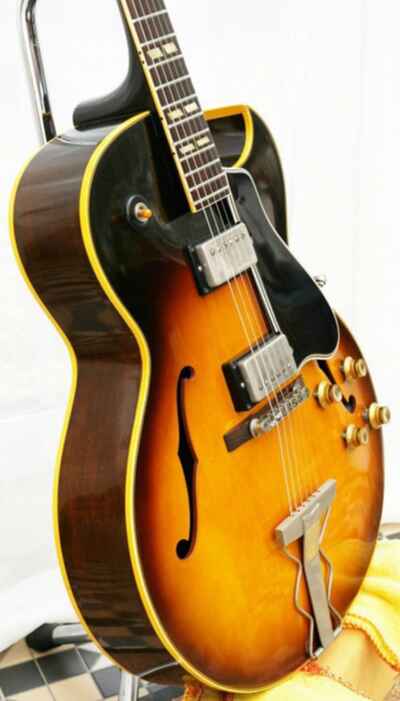 Gibson ES-175 1961 original, PAFs, excellent condition.