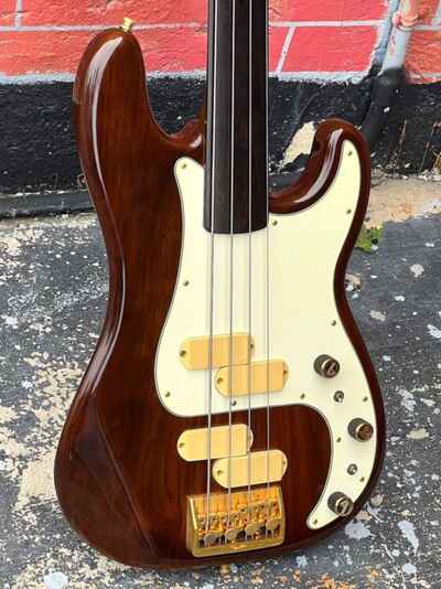 1983 Fender Precision Walnut Elite Fretless Bass owned 35 years truly Minty !