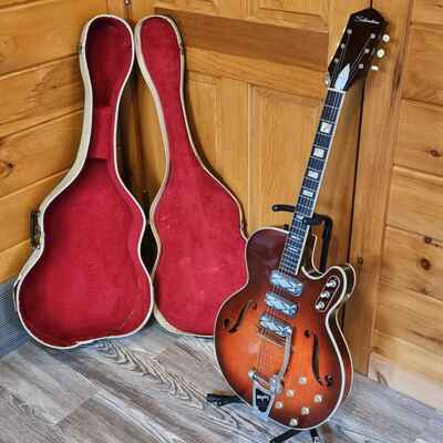 Vintage 1965 Harmony Silvertone H1454 Rocket Redburst Electric Guitar w / Case