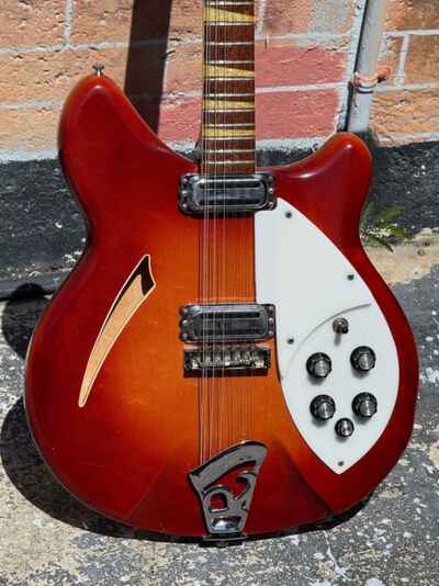 1967 Rickenbacker 360 / 12 a stunning 12-String as used by the Beatles & the Byrds