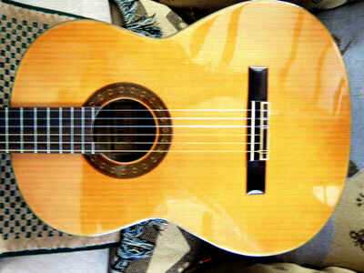 Ventura Model V-1586 Acoustic Classical Guitar Burled Mahogany Handmade JAPAN