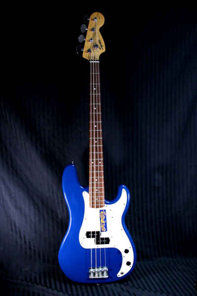 Fender Squier P-Bass - 20th Anniversary AFFINITY SERIES - ROYAL BLUE - W GIG BAG