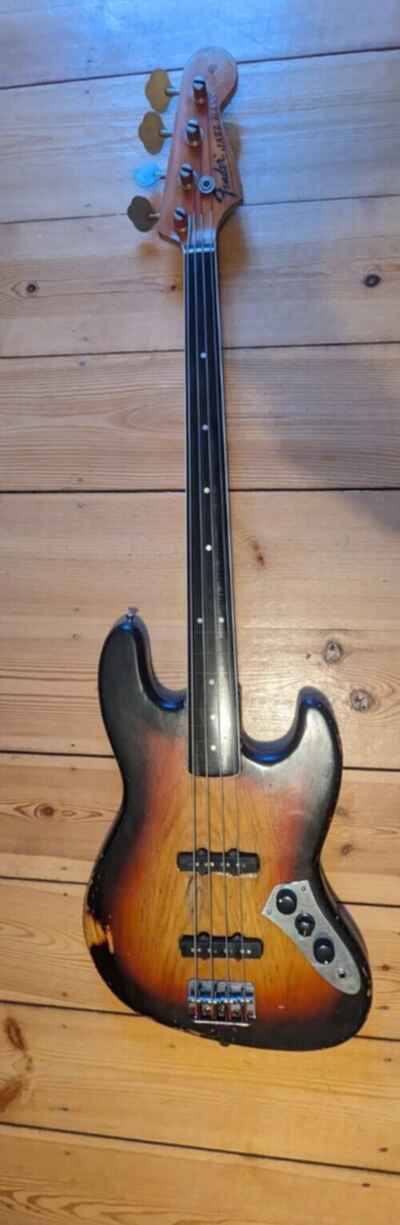 1975 Fender Jazz Bass - Modified Fretless