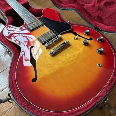 1984 Gibson ES-335 - Cherry Sunburst