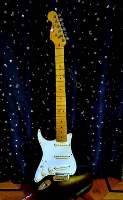 Left-handed Fender Stratocaster 1980s. USA
