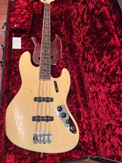 Fender American Vintage II 1966 Jazz Bass - Olympic White - SUN FADED! - PLEK
