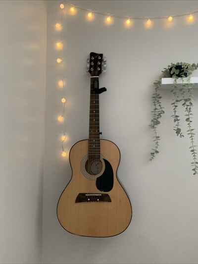first act adam levine guitar