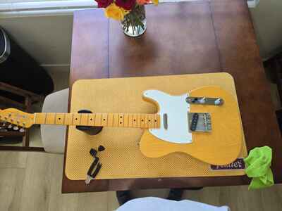 Fender American Vintage II 1951 Telecaster 6-String Guitar Butterscotch Blonde