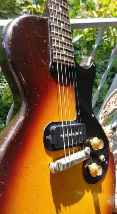 1960 Gibson Melody Maker Single Cut Vintage Guitar Sunburst w /  59 Fat Neck, Case